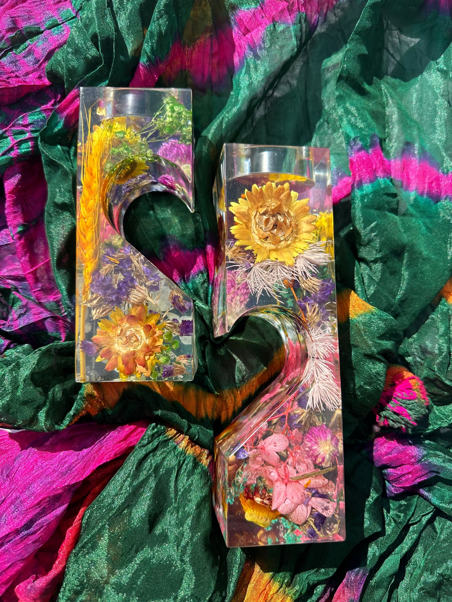 "Floral heart-shaped candle holder: A captivating centerpiece."