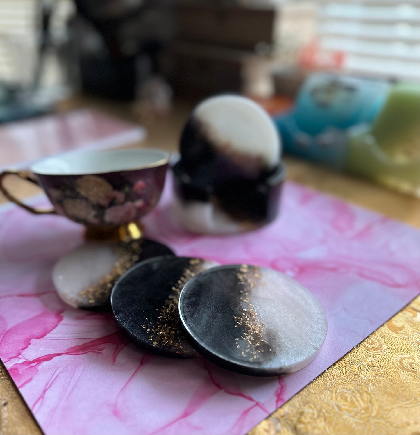 Black -Gold Coaster Set