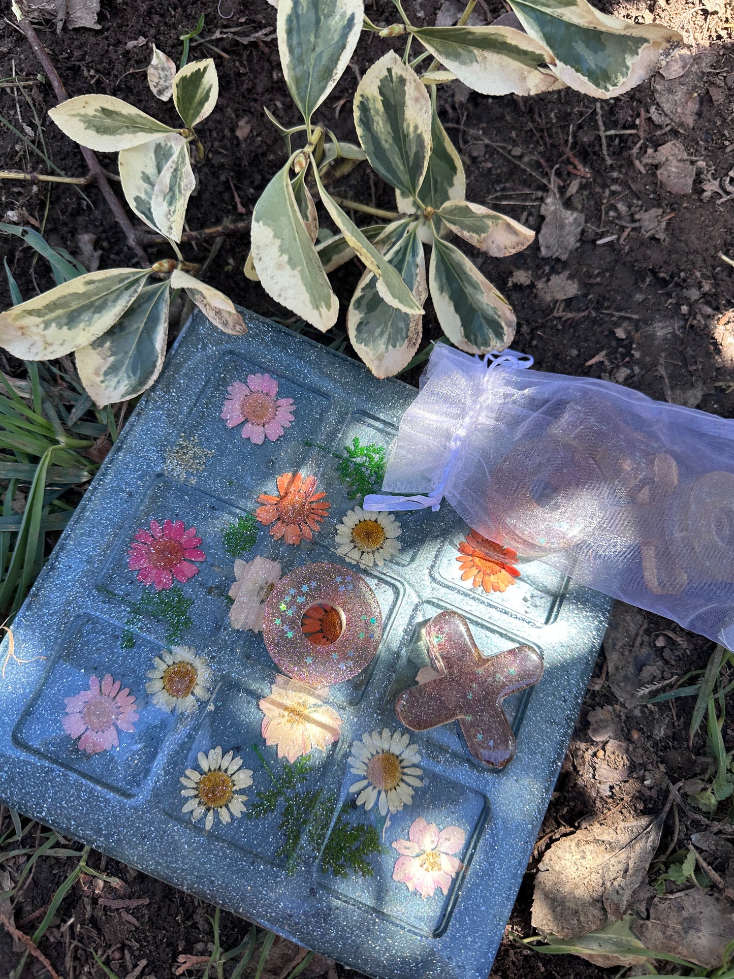 Resin Floral Tic-Tac-Toe