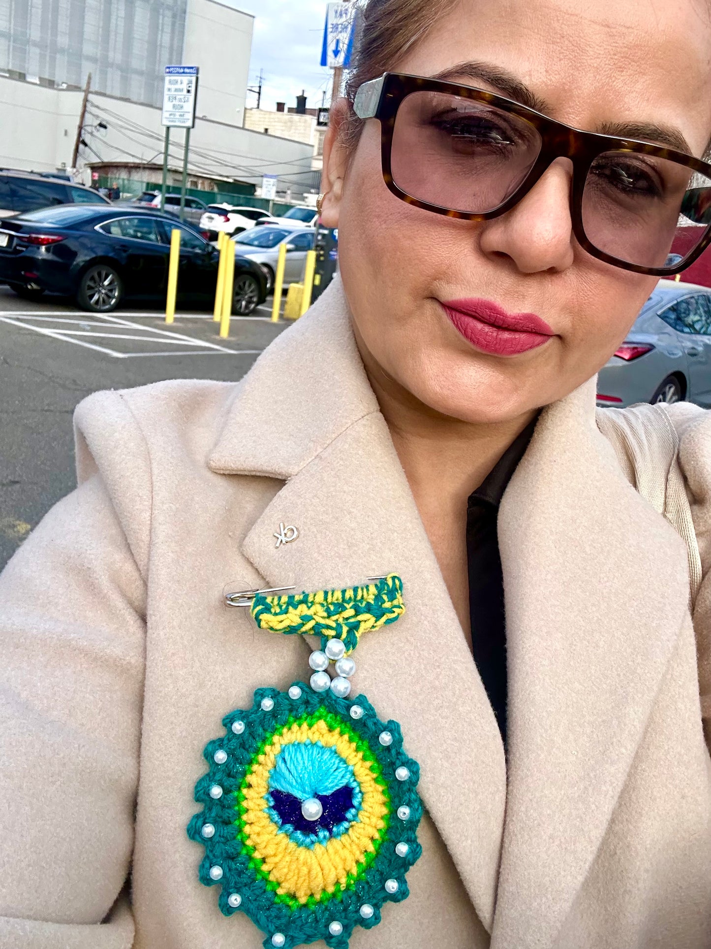 Crochet MorPankh Brooch